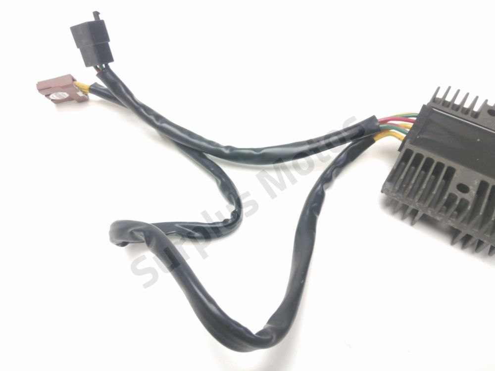 REGULATEUR DE TENSION