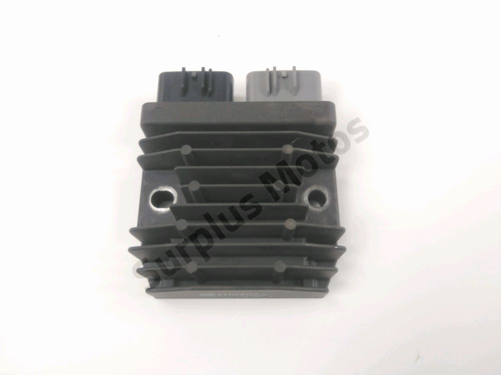 REGULATEUR DE TENSION