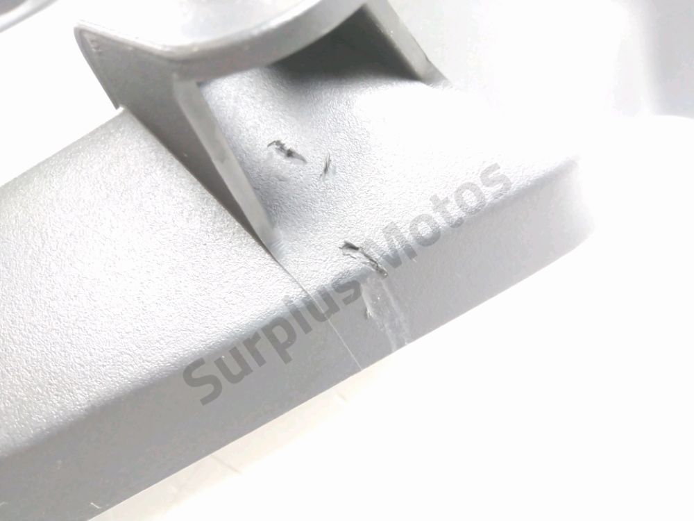 SUPPORT DE PLAQUE ET ECLAIRAGE