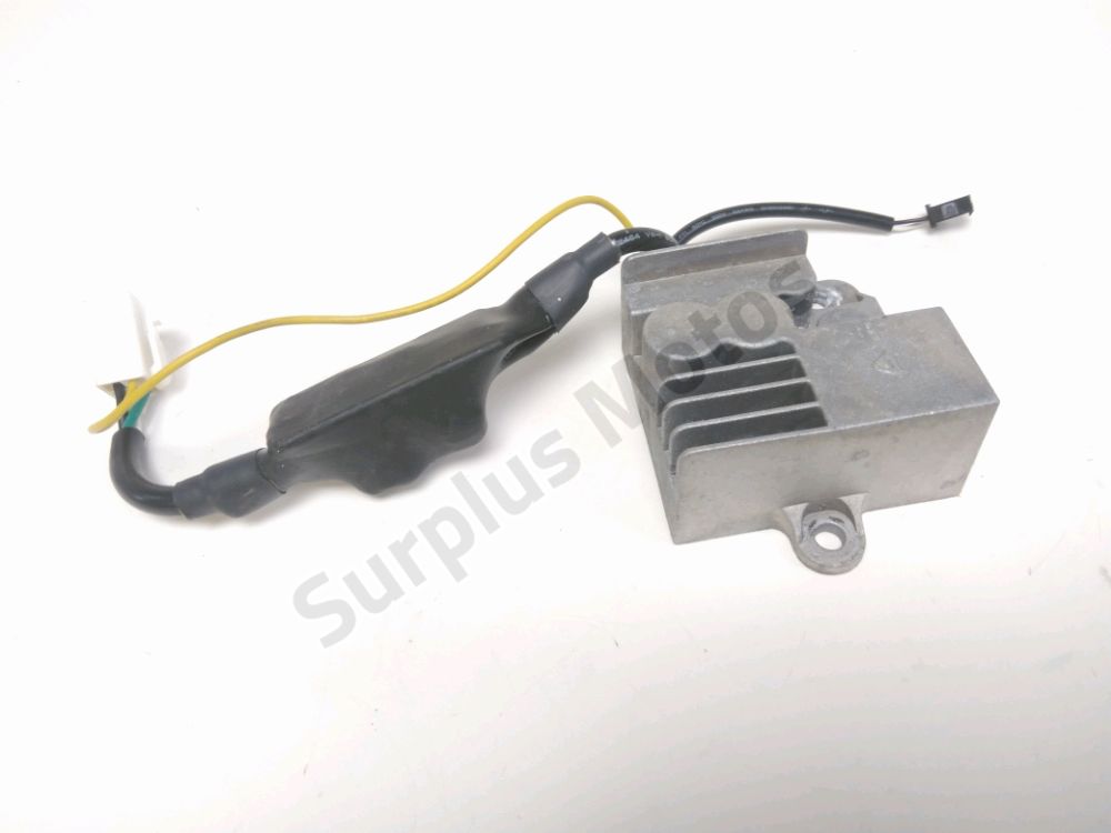 REGULATEUR DE TENSION