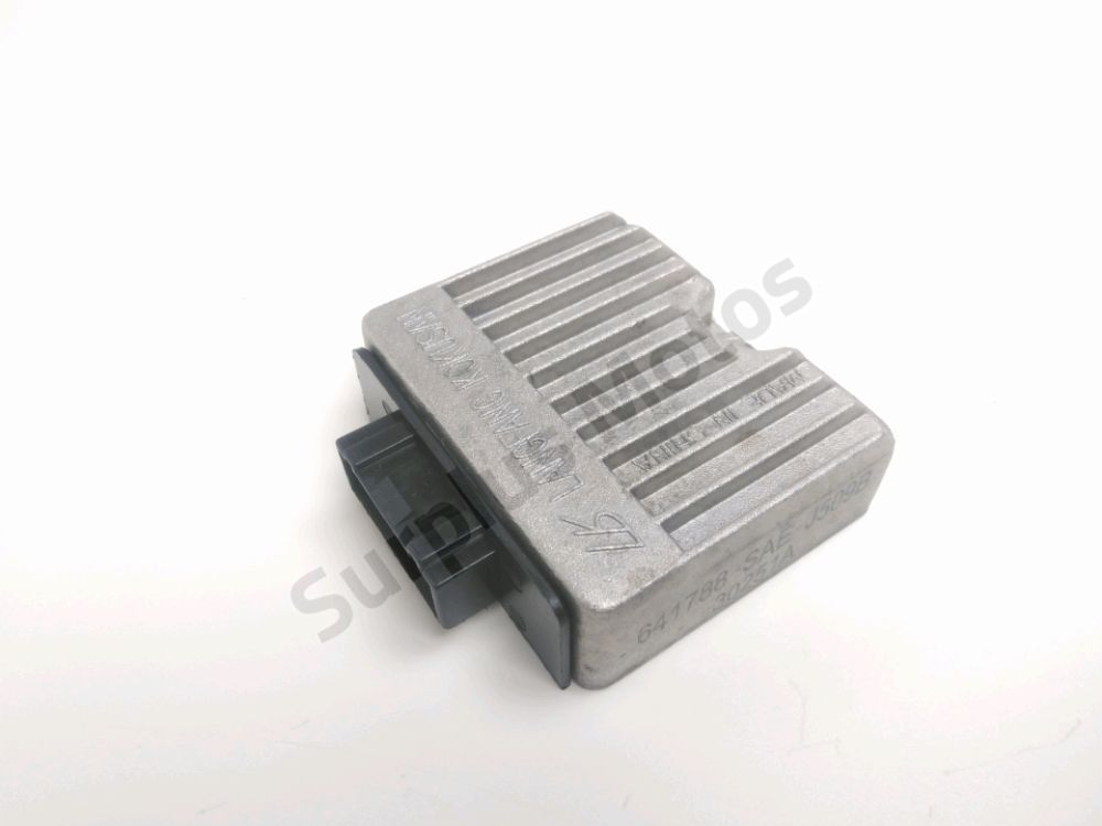 REGULATEUR DE TENSION