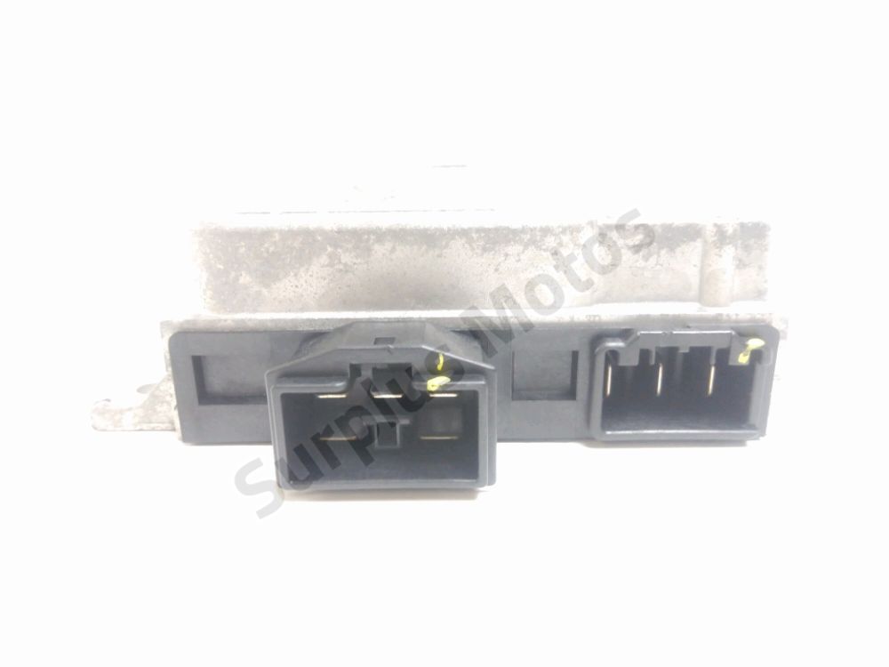 REGULATEUR DE TENSION