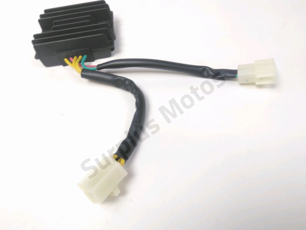 REGULATEUR DE TENSION