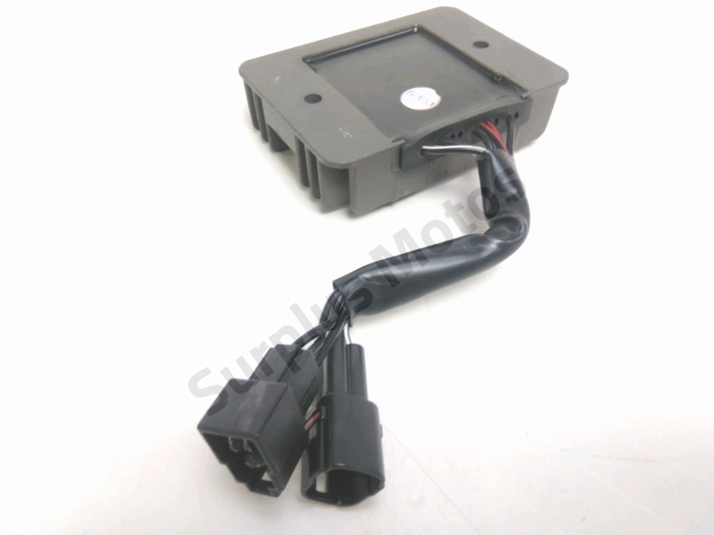REGULATEUR DE TENSION