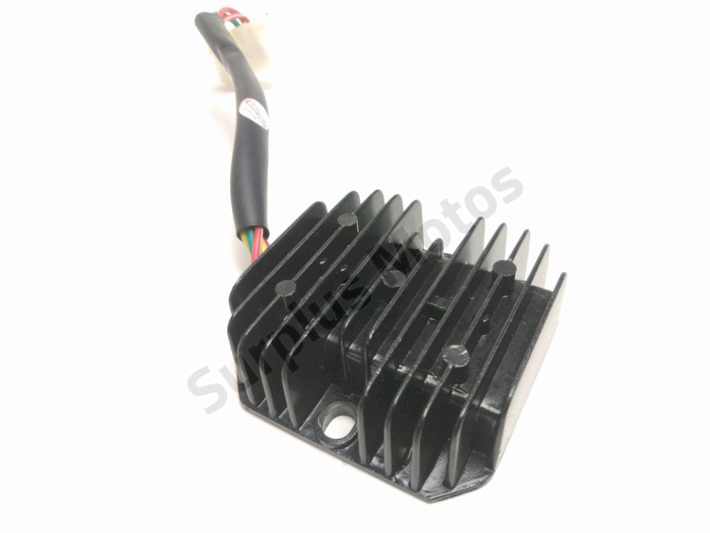 REGULATEUR DE TENSION