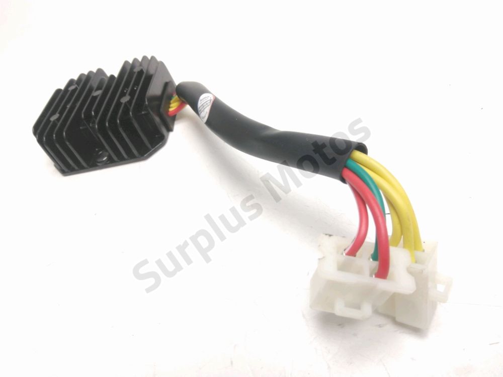 REGULATEUR DE TENSION