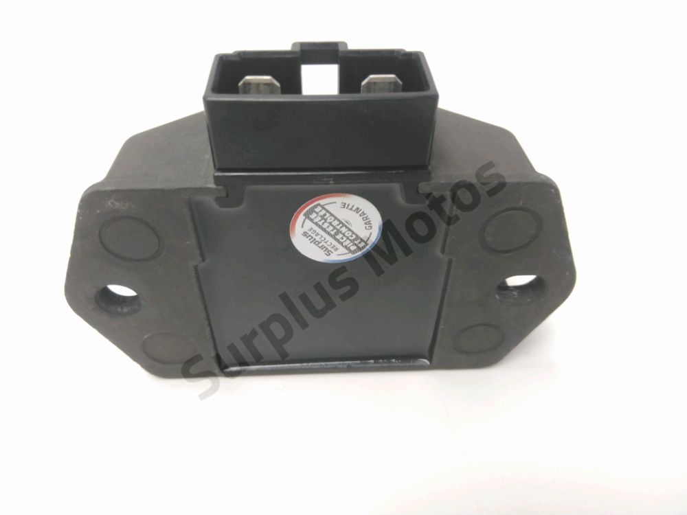 REGULATEUR DE TENSION