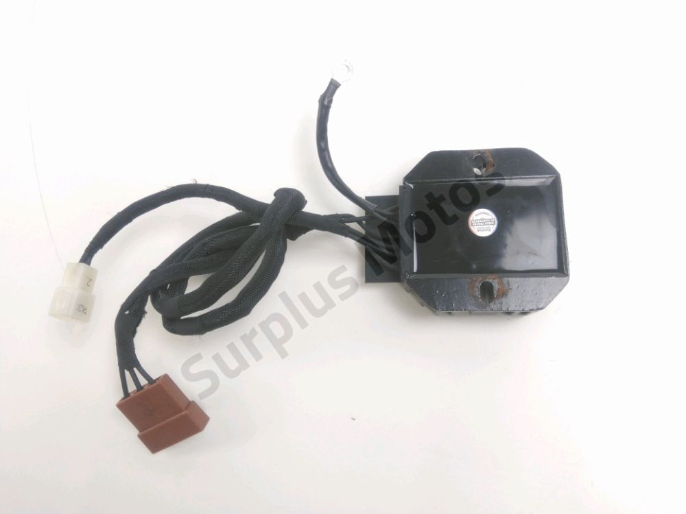 REGULATEUR DE TENSION