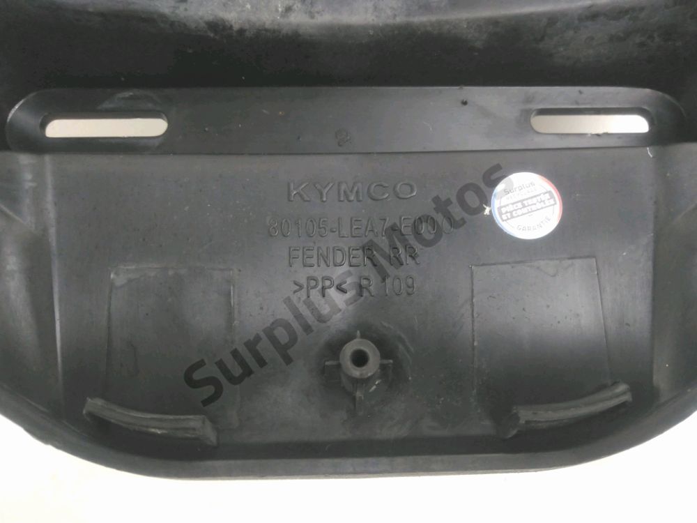 SUPPORT DE PLAQUE ET ECLAIRAGE