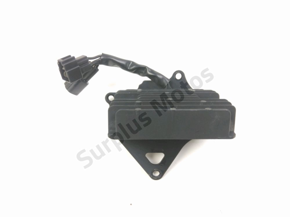 REGULATEUR DE TENSION