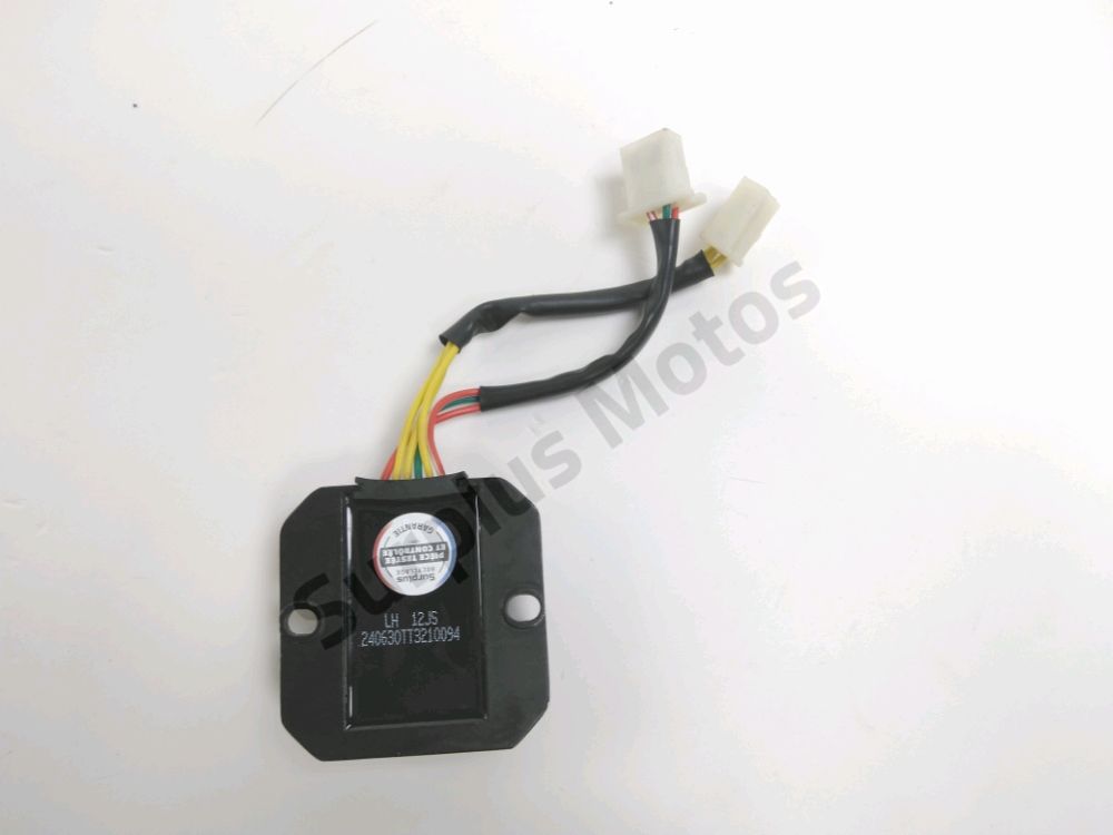 REGULATEUR DE TENSION