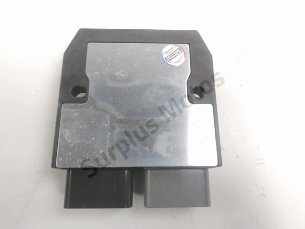 REGULATEUR DE TENSION