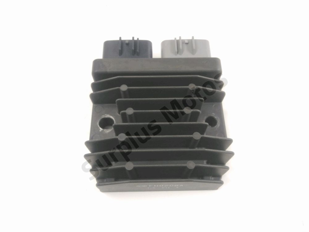 REGULATEUR DE TENSION