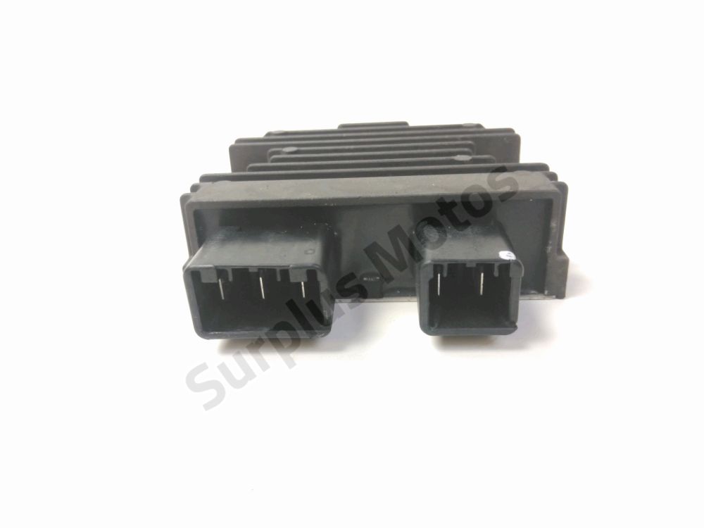 REGULATEUR DE TENSION
