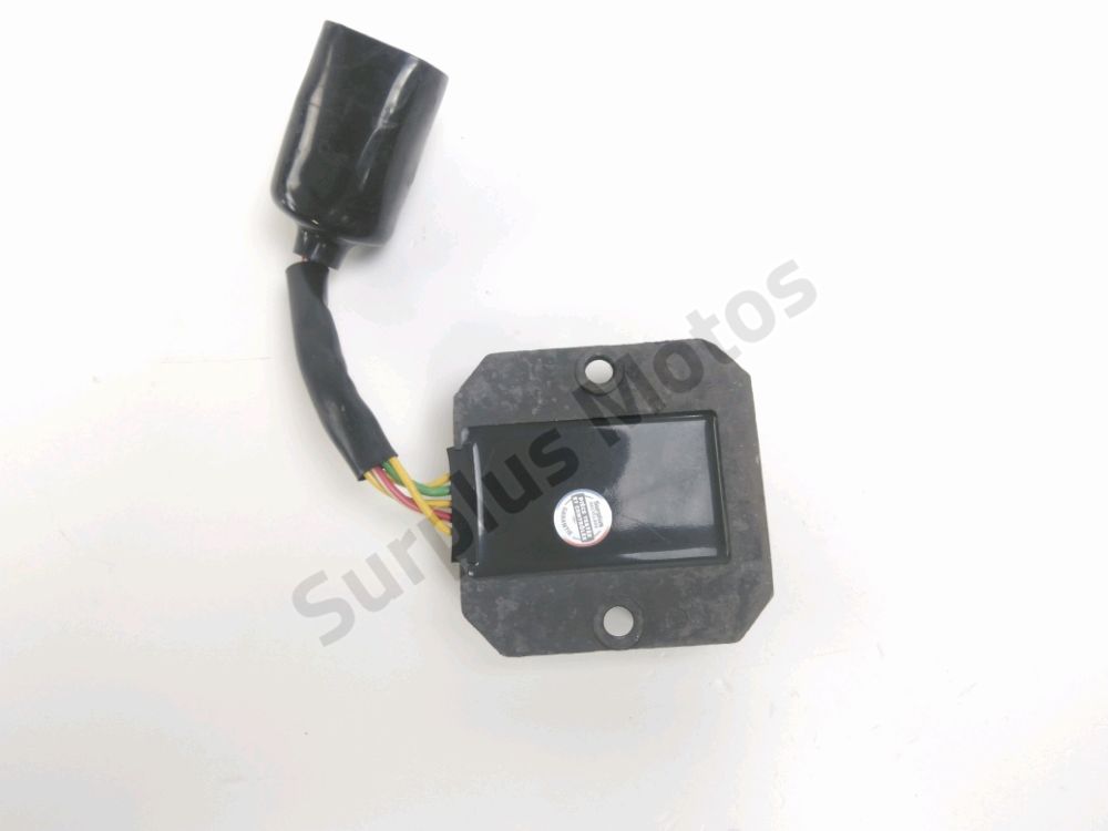 REGULATEUR DE TENSION