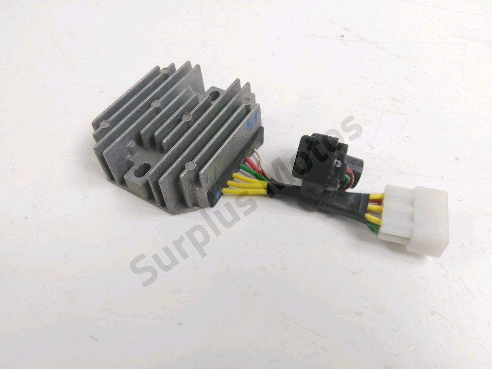 REGULATEUR DE TENSION