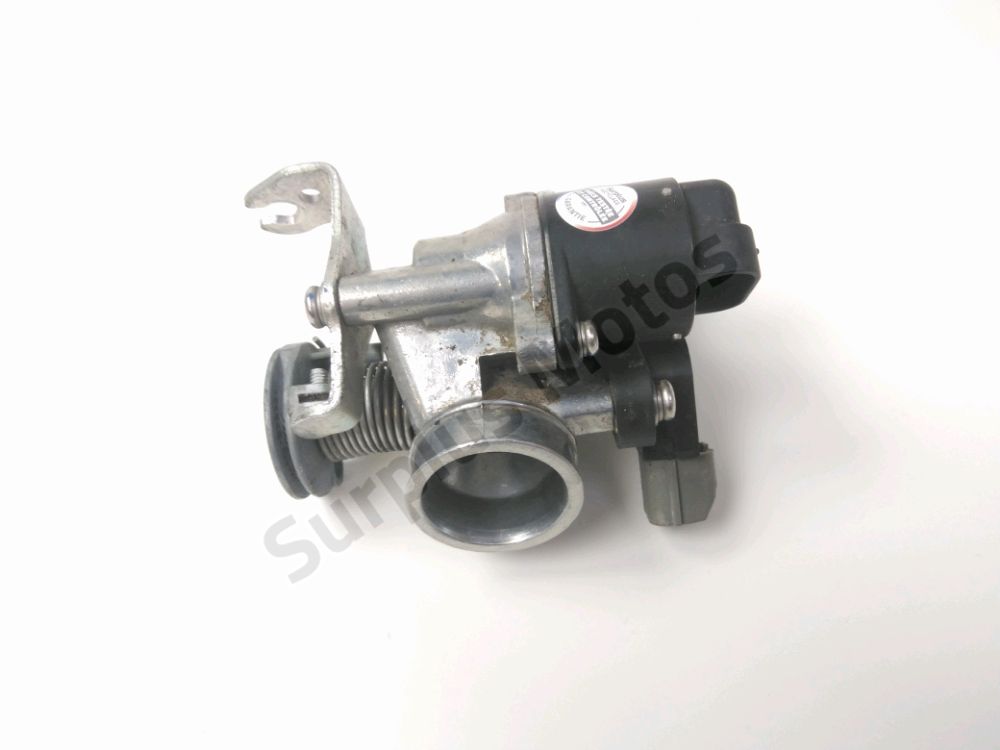 CORPS D'INJECTION DROIT