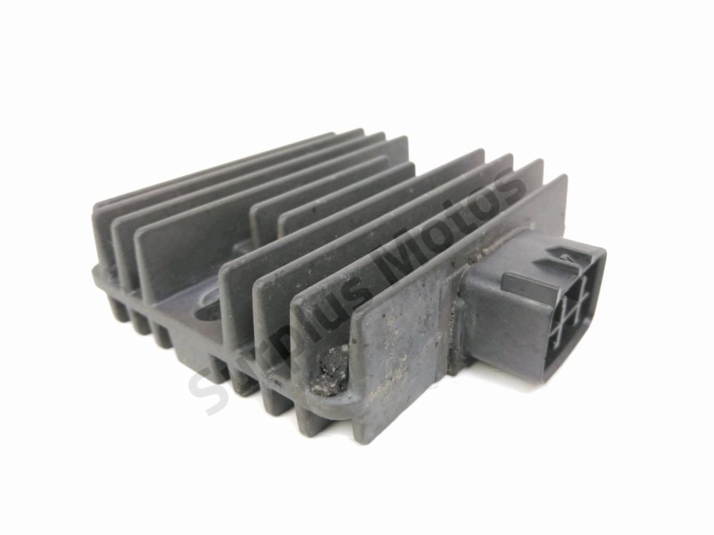 REGULATEUR DE TENSION