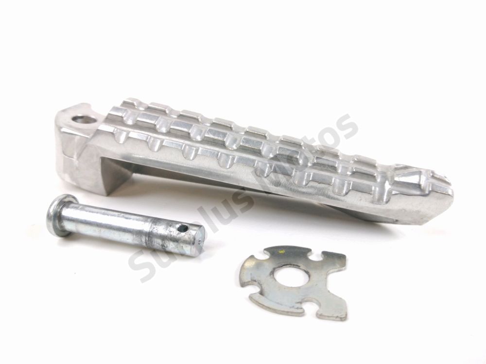 Repose pieds arriere droit occasion YAMAHA MWD 300 TRICITY 2024