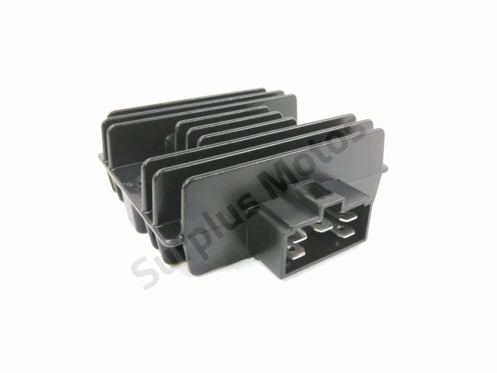 REGULATEUR DE TENSION