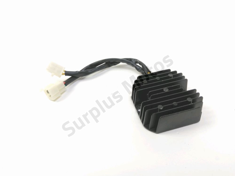 REGULATEUR DE TENSION