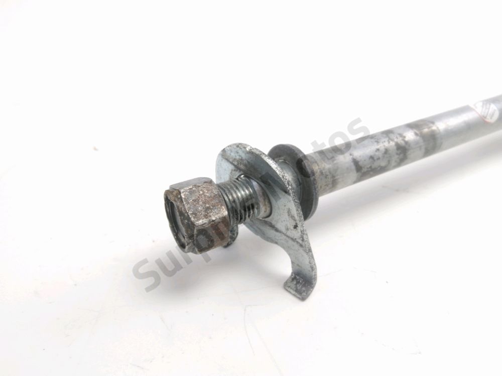 AXE DE ROUE ARRIERE