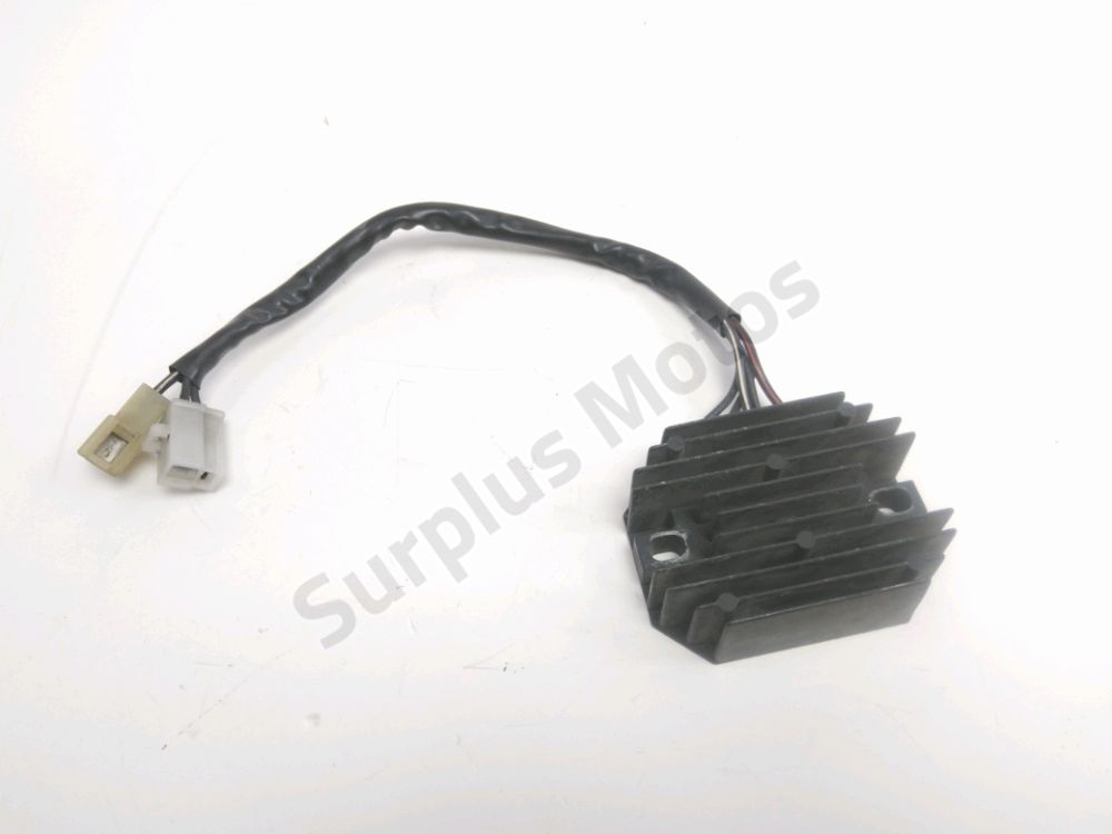 REGULATEUR DE TENSION