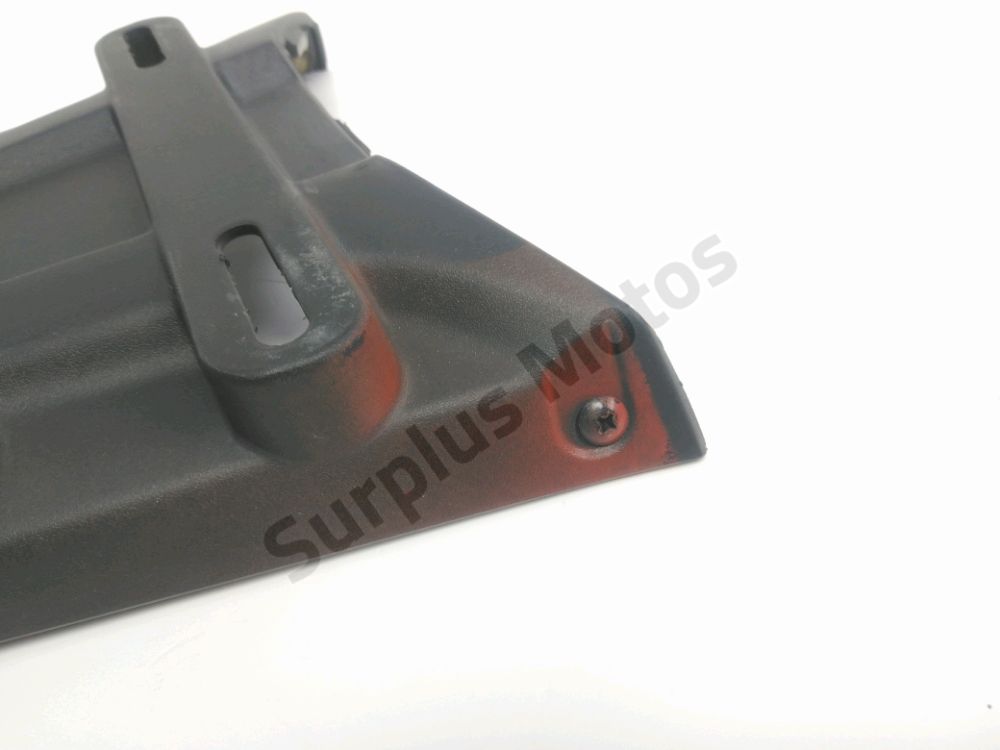 SUPPORT DE PLAQUE ET ECLAIRAGE