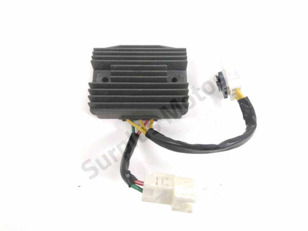 REGULATEUR DE TENSION