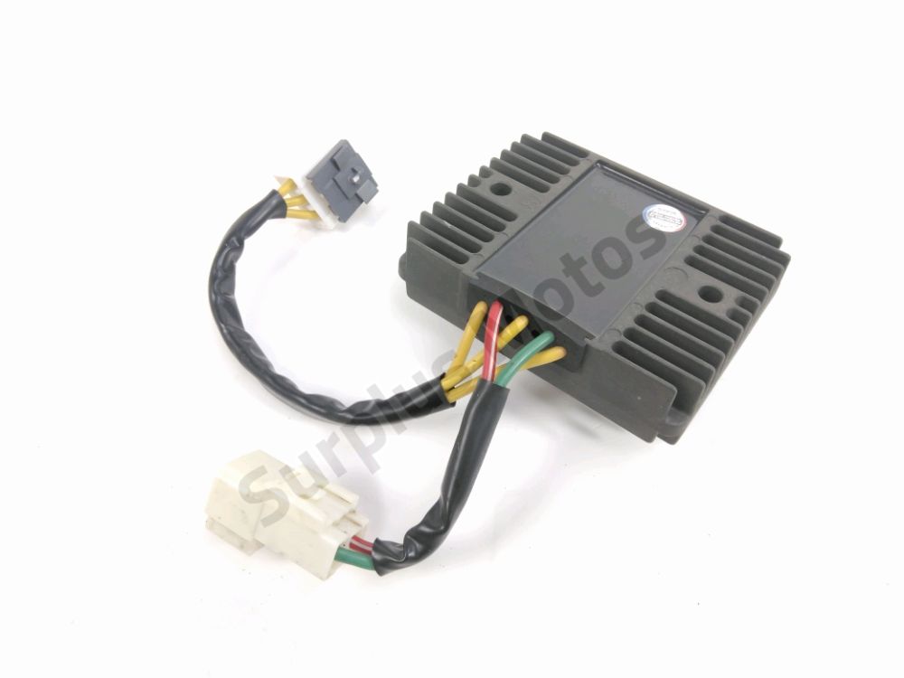 REGULATEUR DE TENSION