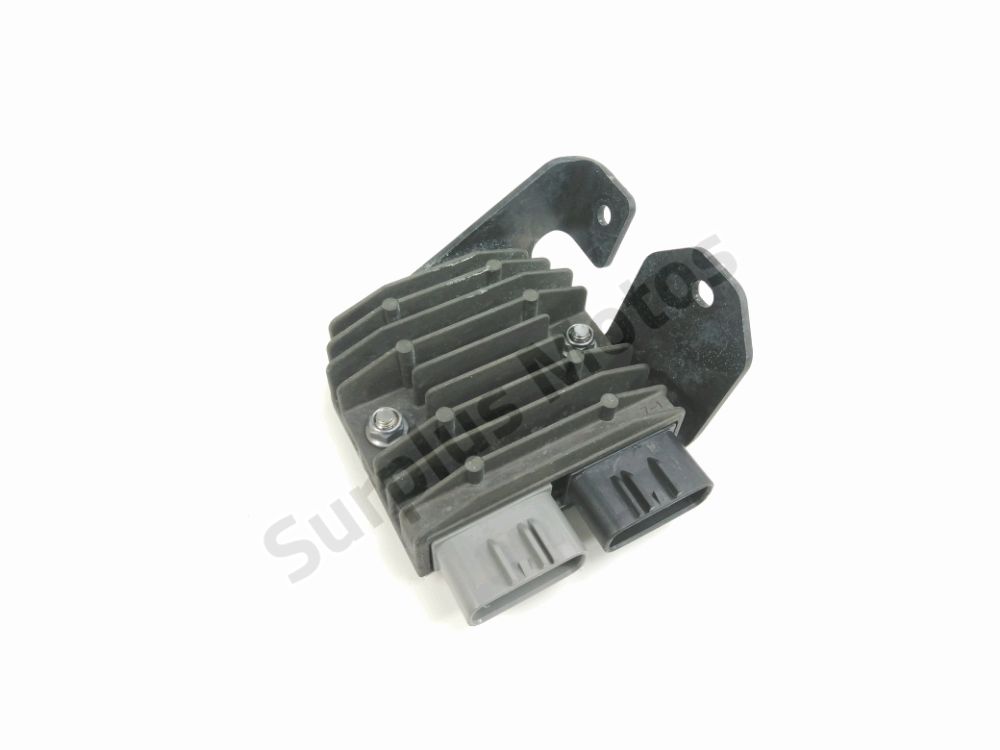 REGULATEUR DE TENSION