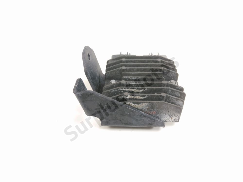REGULATEUR DE TENSION