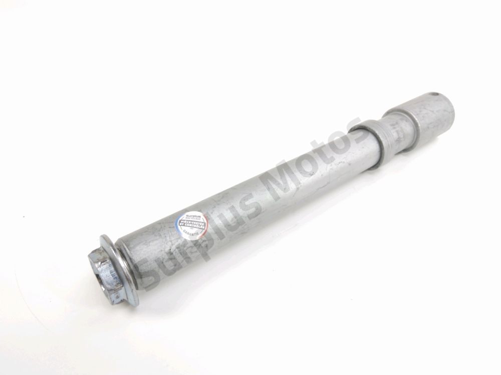 AXE DE ROUE AVANT