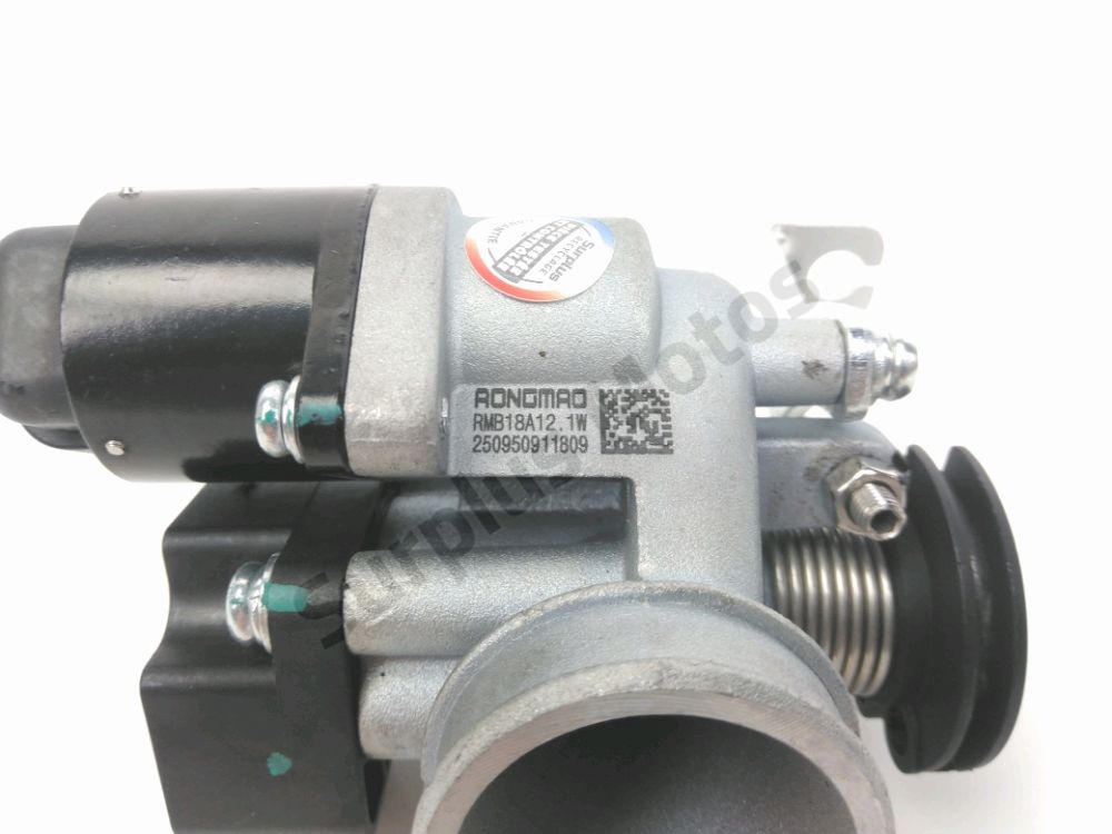 CORPS D'INJECTION DROIT