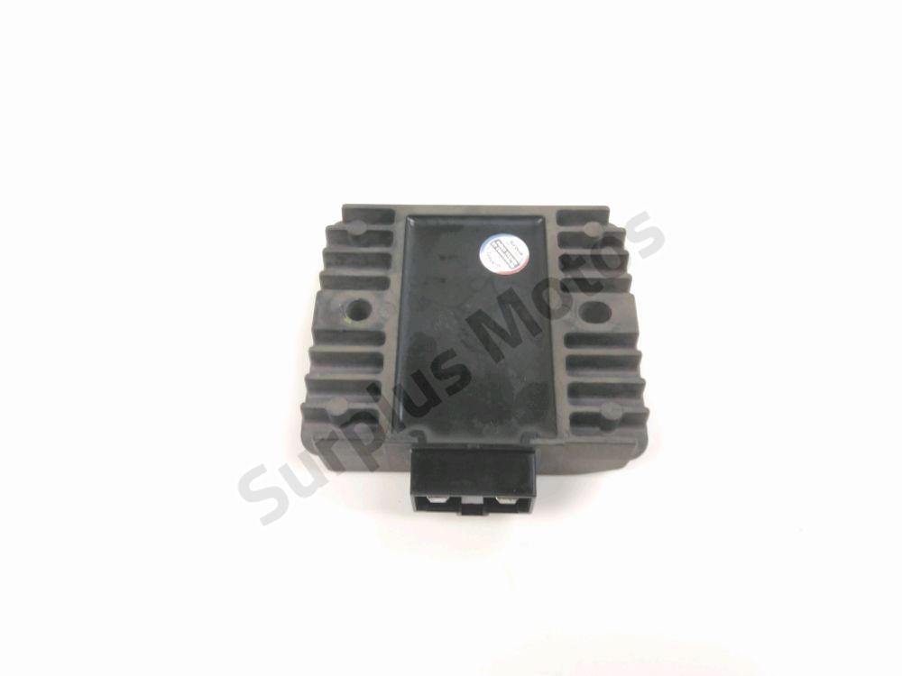 REGULATEUR DE TENSION