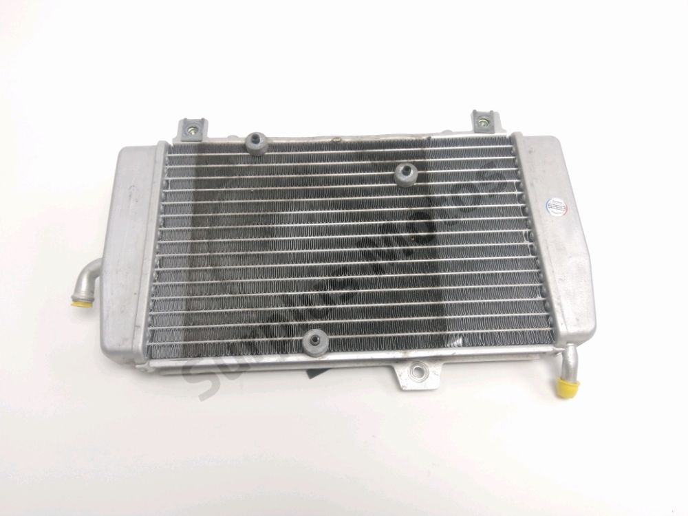 RADIATEUR EAU