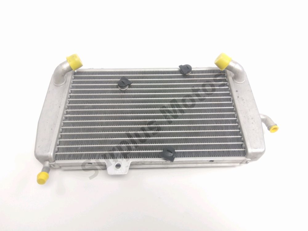 RADIATEUR EAU