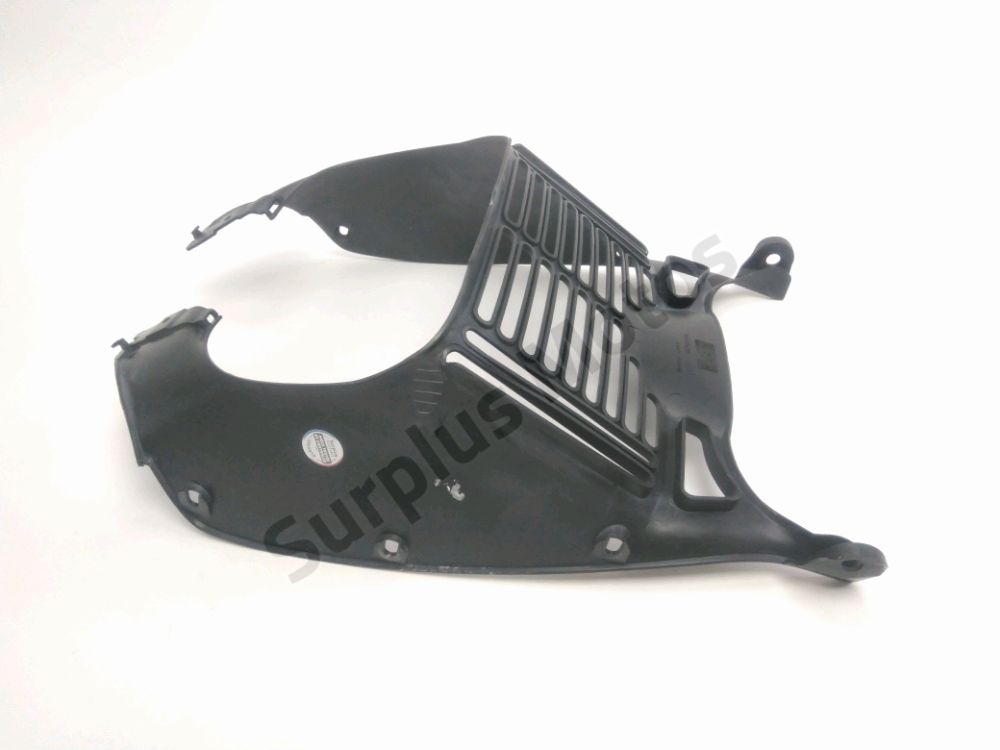 GRILLE DE RADIATEUR