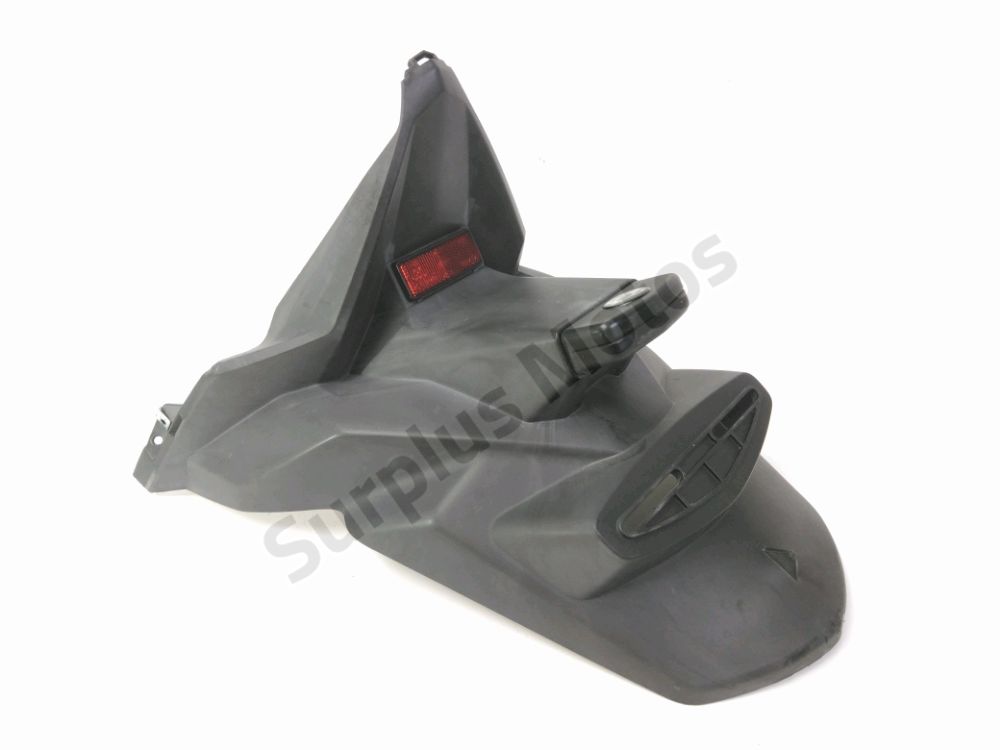 SUPPORT DE PLAQUE ET ECLAIRAGE